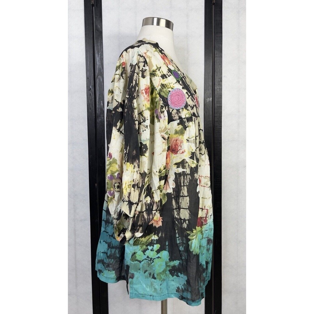 Tianello Floral Top. Size: L - Picture 2 of 7